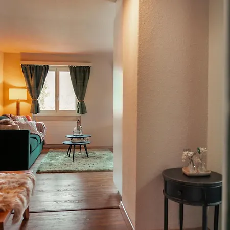 The Glen - Grindelhomes * Grindelwald