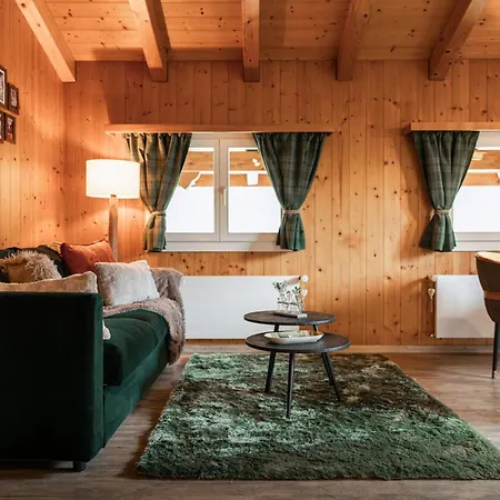 The Glen - Grindelhomes * Grindelwald