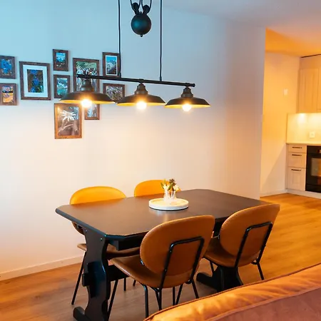 Aparthotel The Glen - Grindelhomes