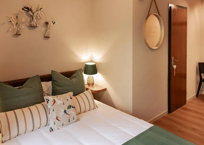 Aparthotel The Glen - Grindelhomes 3*