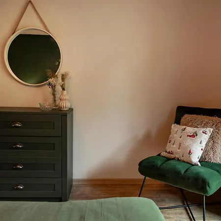 The Glen - Grindelhomes 3*