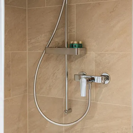 Aparthotel The Glen - Grindelhomes