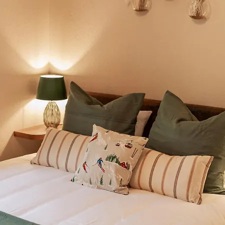 Aparthotel The Glen - Grindelhomes