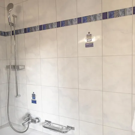 Aparthotel The Glen - Grindelhomes