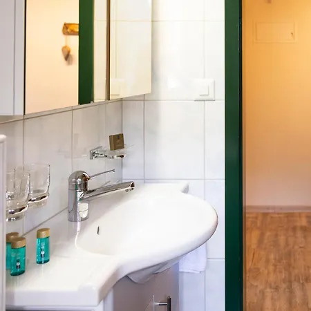 The Glen - Grindelhomes Aparthotel 3*