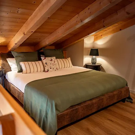 Aparthotel The Glen - Grindelhomes